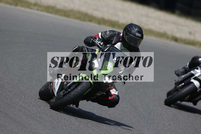 Archiv-2023/28 05.06.2023 Moto Club Anneau du Rhin/blanc-novice/5